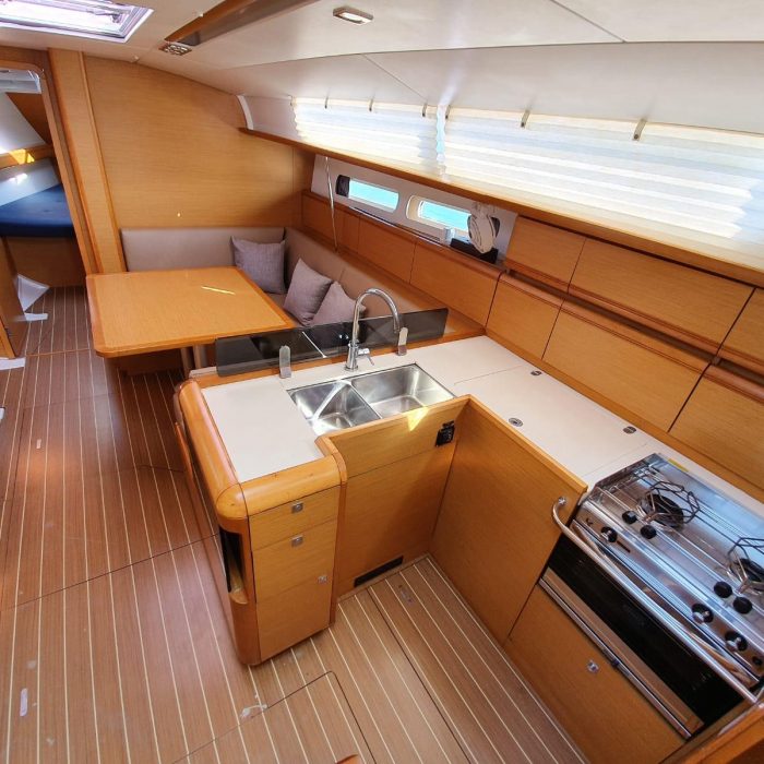T-Punch | Sun Odyssey 409 photo 10