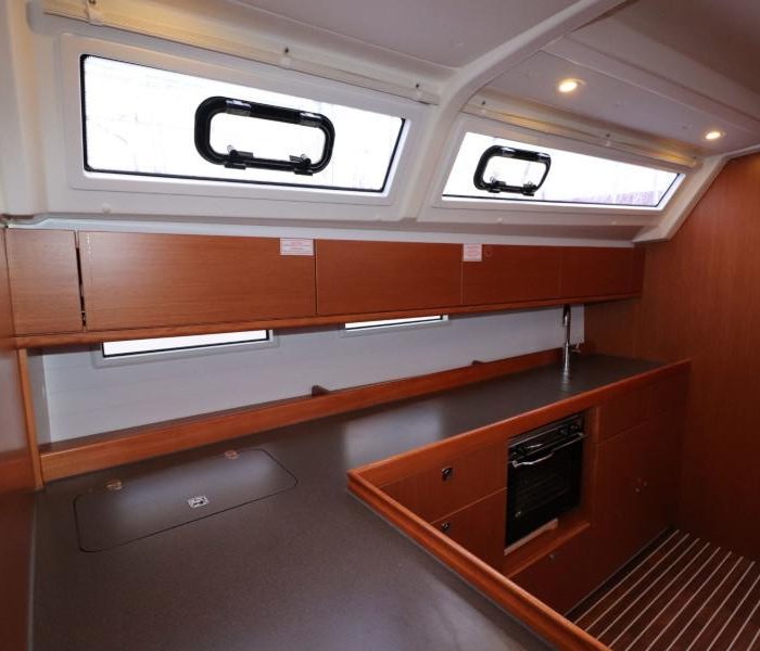 Ocean Breeze | Bavaria 46 photo 3