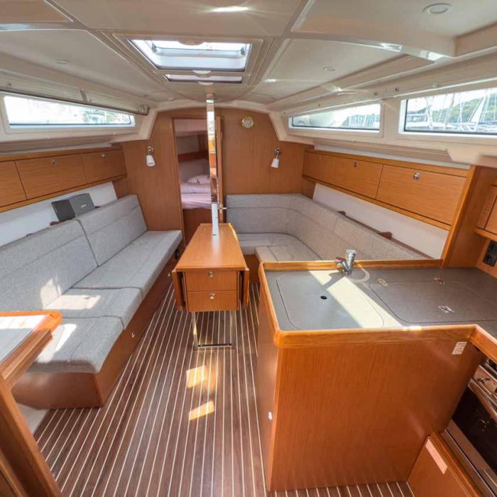 Hydra | Bavaria Cruiser 34 photo 14