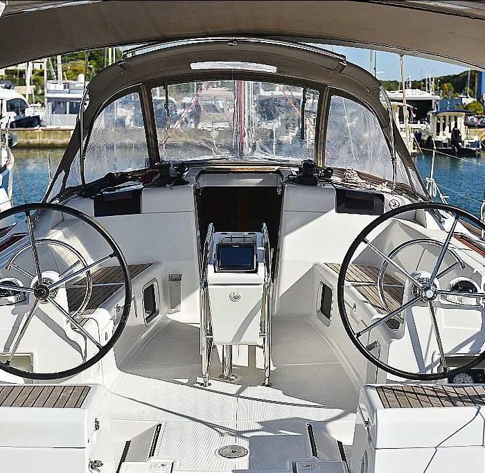 CANNE BLEUE | Sun Odyssey 449 photo 3