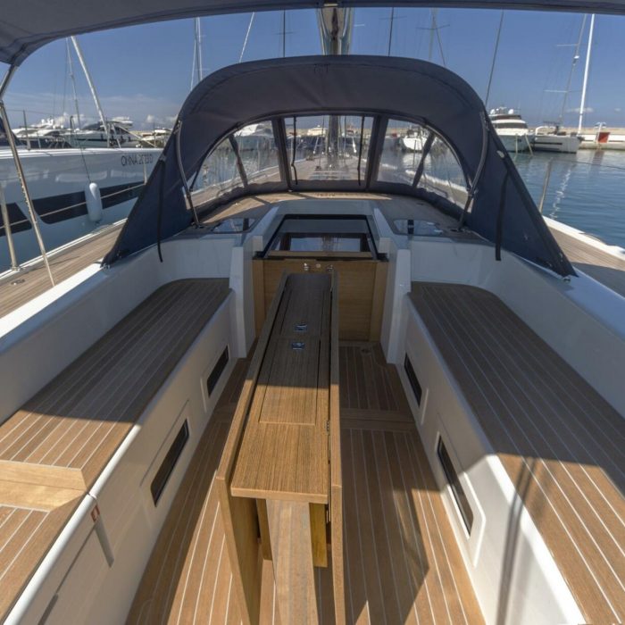 Avalon - Luxury - A/C, Watermaker | Solaris 55 photo 16