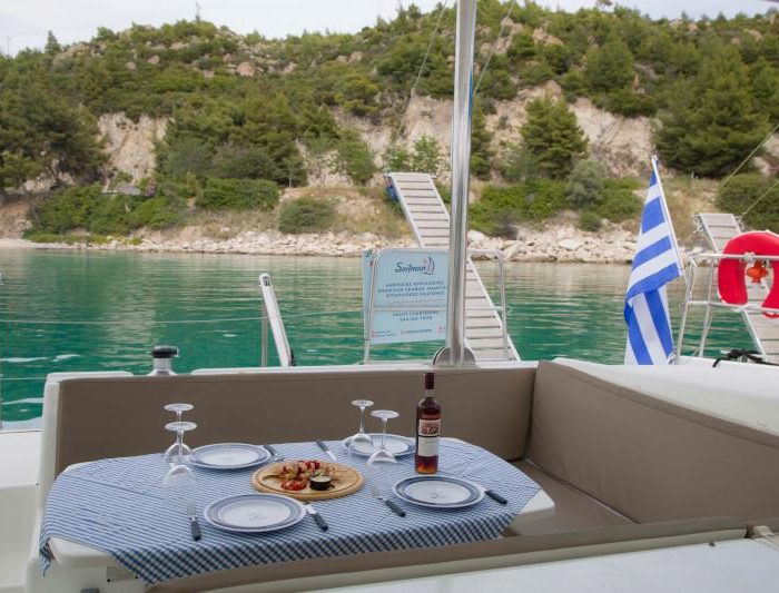 Dynamis | Lagoon 420 photo 3