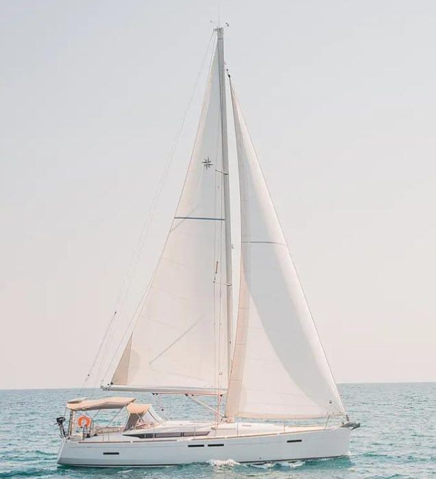 Sante | Sun Odyssey 449 photo 1