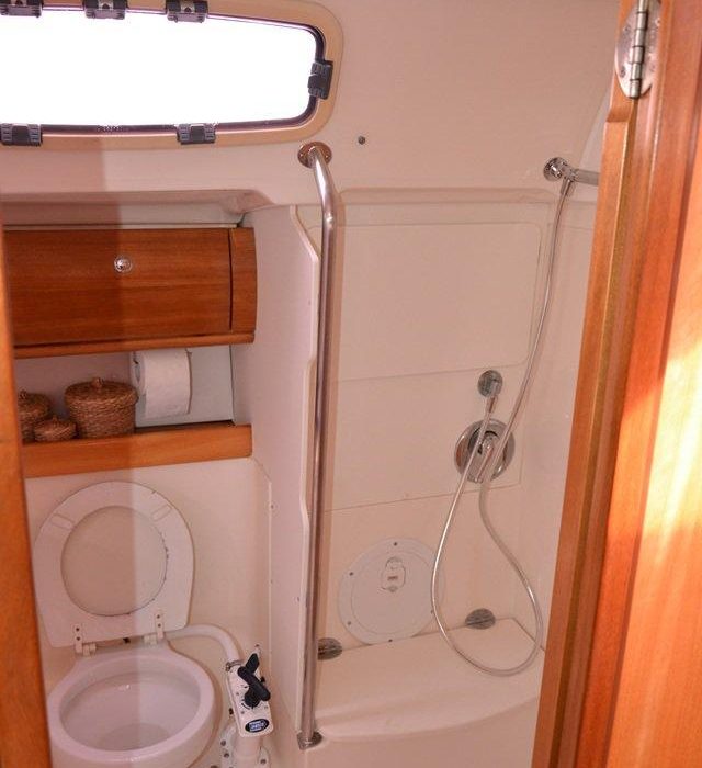 Chronos | Bavaria 46 Cruiser photo 8