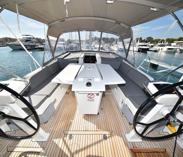 Antonela M | Oceanis 46.1 photo 1