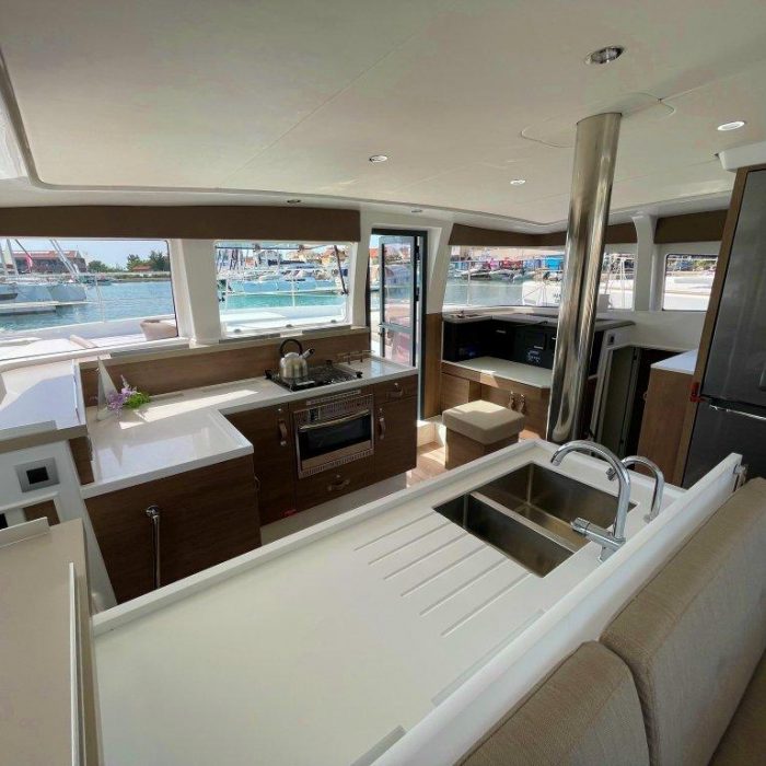 Sail and Adventure | Bali 4.2 - 4 + 1 cab. photo 8