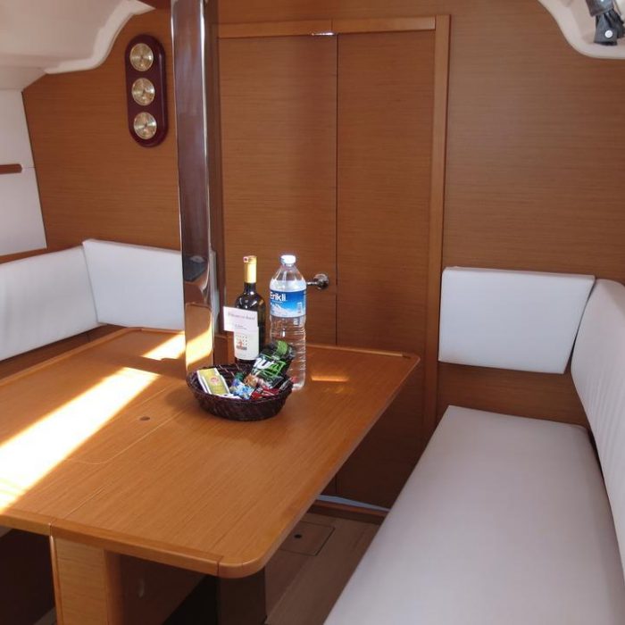 Sarita | Sun Odyssey 349 - 3 cab. photo 8