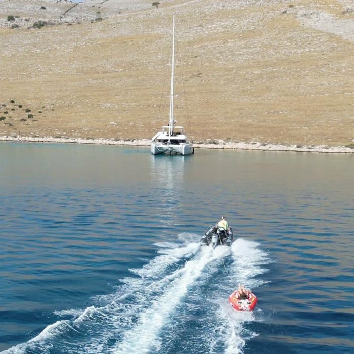 Tri Wing | Lagoon 55 photo 14