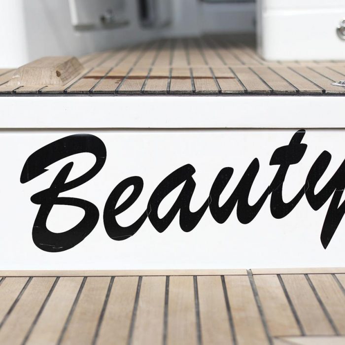 Beauty | Sun Odyssey 410 photo 24