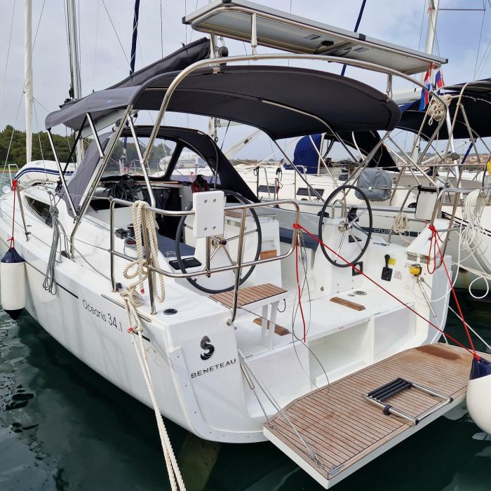 Navicela | Oceanis 34.1 photo 1