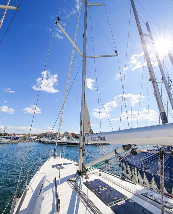Aries | Bavaria Cruiser 45 photo 2