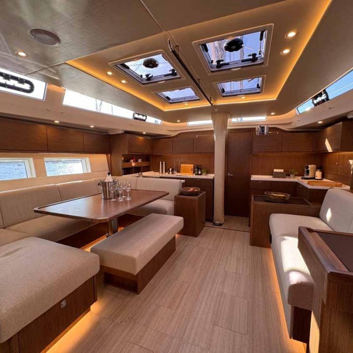 F-ONE | Bavaria C57 Style - 4 + 1 cab. photo 27