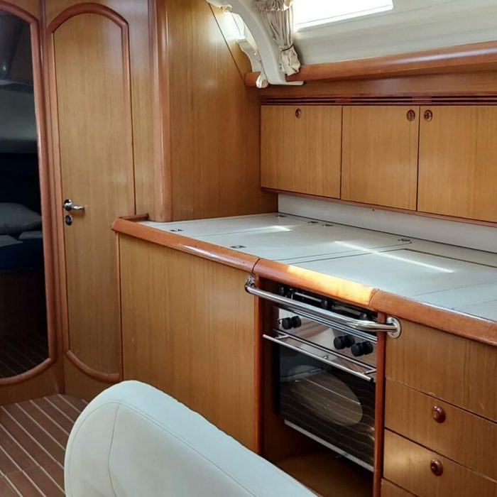 Galway | Sun Odyssey 45 photo 10