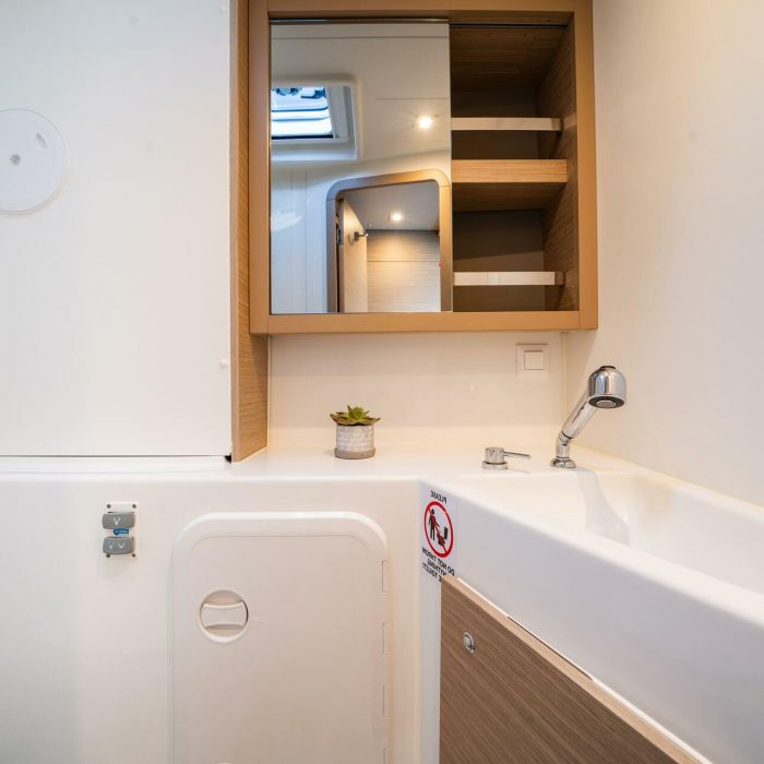 CELENA V | Lagoon 42 photo 27