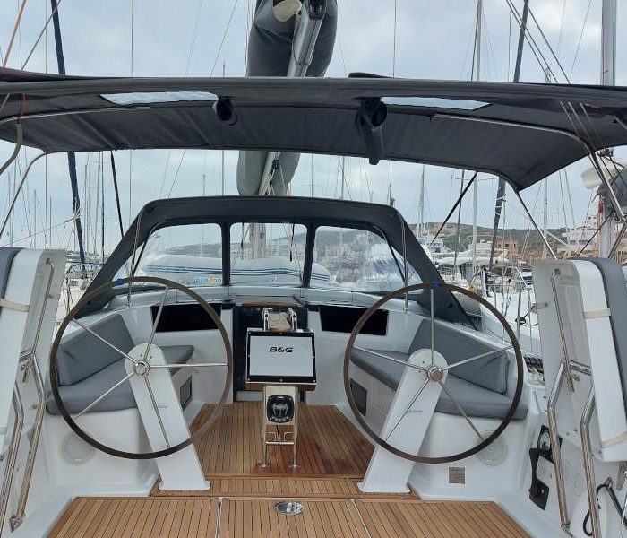 Themisto | Hanse 418 photo 2