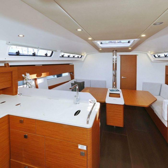 Bela | Hanse 410 photo 13
