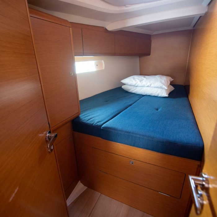Giovanna | Sun Odyssey 519 photo 7