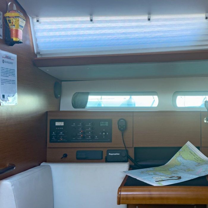 Anerada | Sun Odyssey 419 - 3 cab. photo 4
