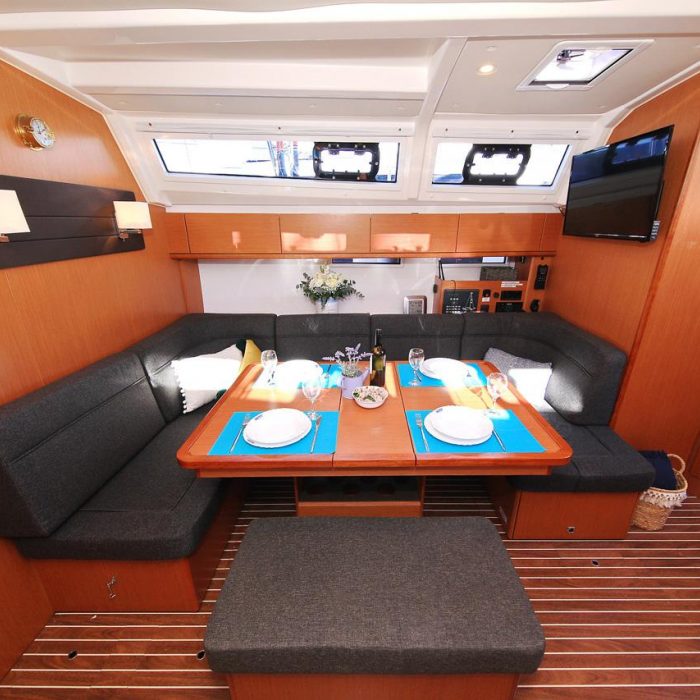 Taurus | Bavaria Cruiser 46 photo 6