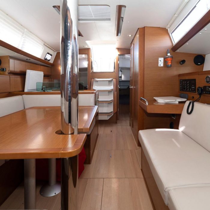 BarElli | Sun Odyssey 389 photo 15