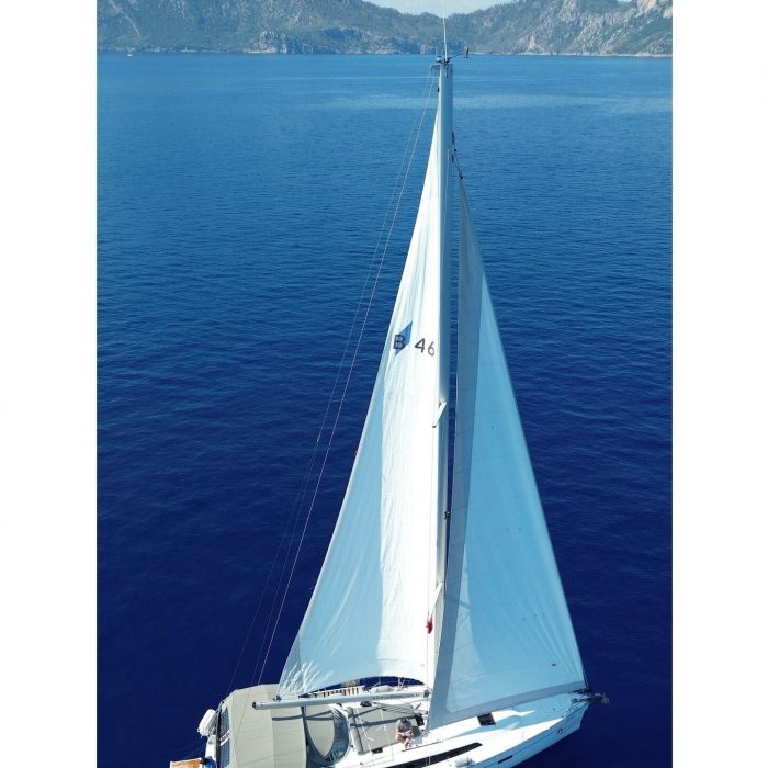 Classic | Bavaria 46 Cruiser photo 11