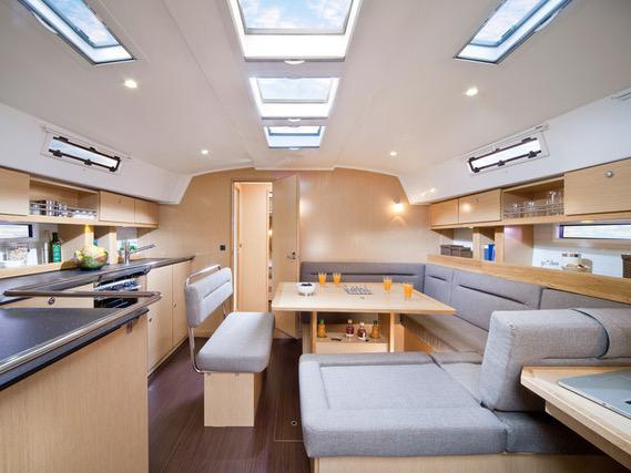 Shoogle | Bavaria Cruiser 45 photo 9