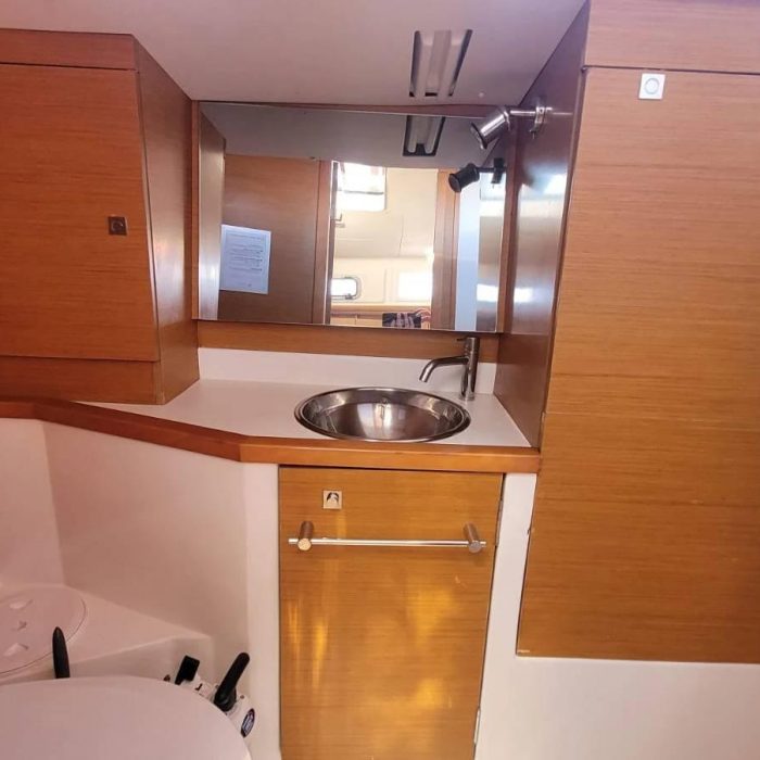 Grenat | Sun Odyssey 379 photo 19