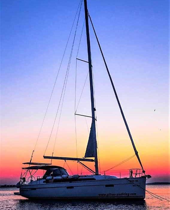 White Pearl | Bavaria Cruiser 37 photo 1