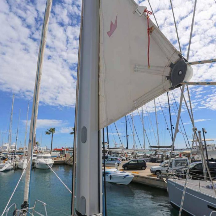 Blue Sky | Dufour 412 photo 4
