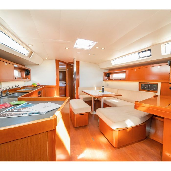 Quantum | Oceanis 45 photo 13 Quantum | Oceanis 45 photo 13