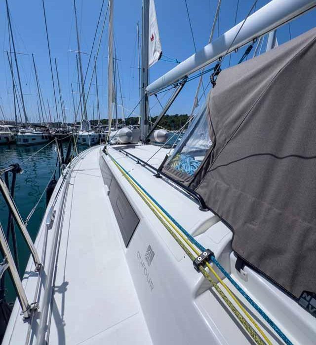 Alkor | Dufour 44 photo 2