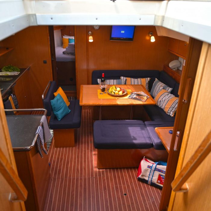 Nouvelle Vague | Bavaria Cruiser 45 photo 22