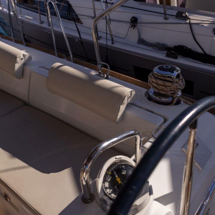 Avalon | Oceanis 45 photo 10