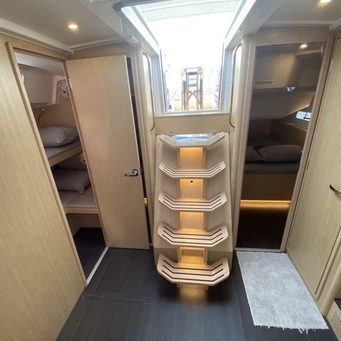 Lady Andaman | Bavaria C46 photo 25