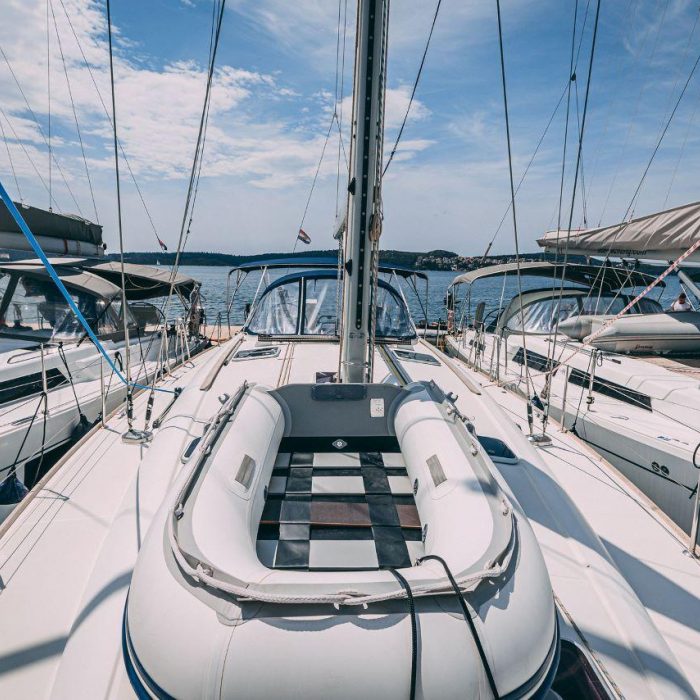 Ana B. | Sun Odyssey 49i photo 12