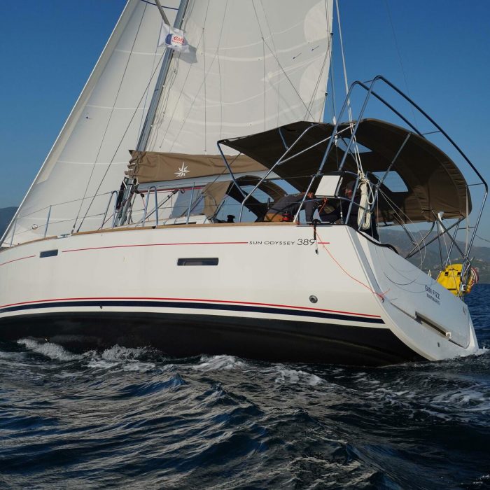 Gin Fizz | Sun Odyssey 389 photo 2