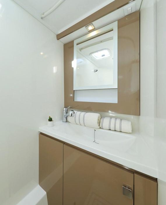 Marketka | Fountaine Pajot MY 37 photo 21