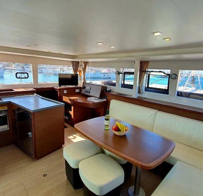 Lagoon 450 Fly | Lagoon 450 Fly photo 9