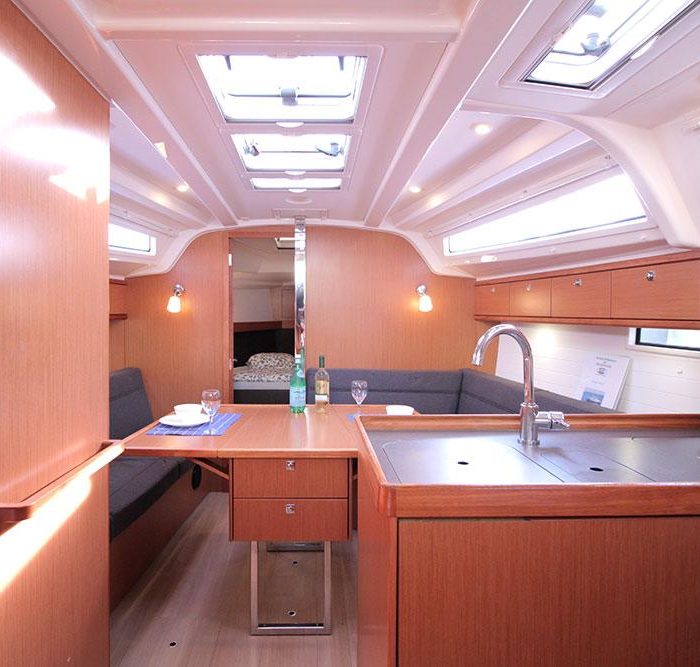 Black Pearl | Bavaria Cruiser 37 photo 15 Black Pearl | Bavaria Cruiser 37 photo 15