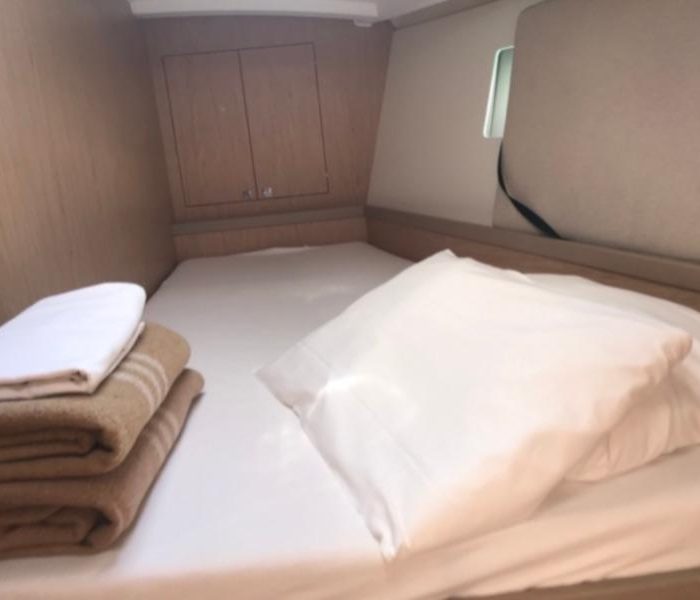 Alphard | Oceanis 45 photo 9