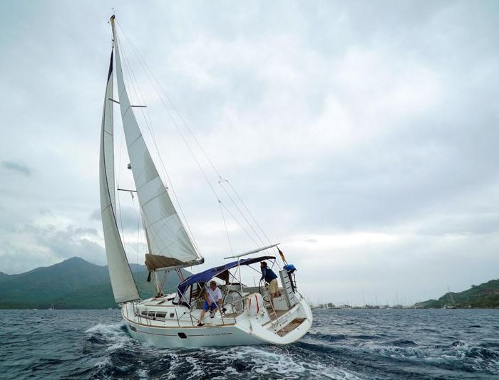 Night & Day | Sun Odyssey 44 i photo 8