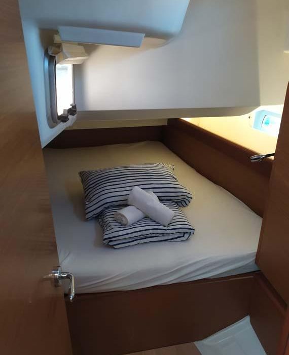 Mango Tango | Sun Odyssey 419 - 3 cab. photo 16