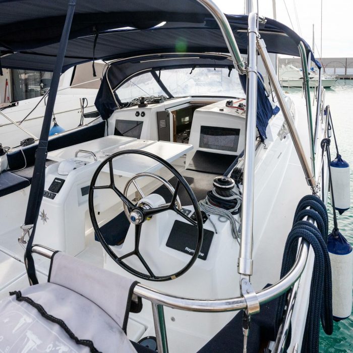Pheia - Comfort line | Sun Odyssey 410 photo 3
