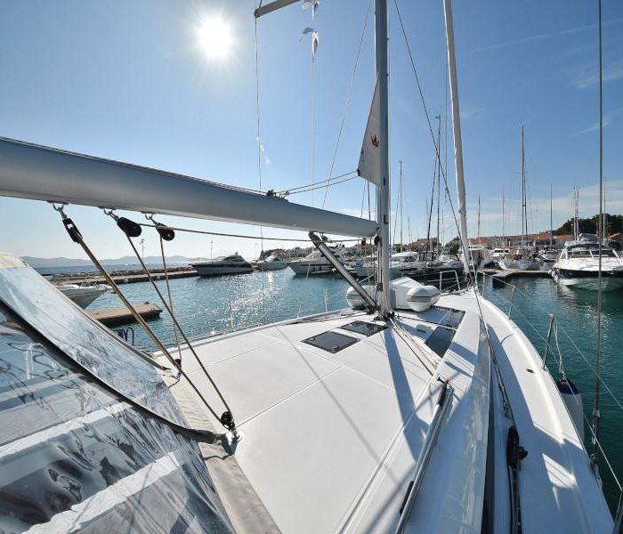 Antonela M | Oceanis 46.1 photo 4