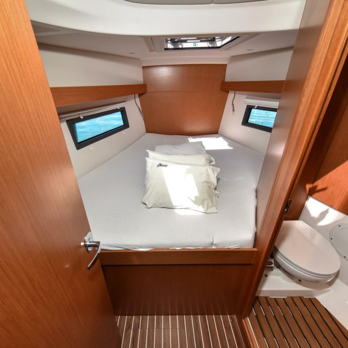 Seka VI | Bavaria C38 photo 21