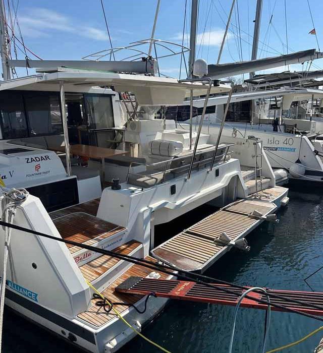 Bella V | Fountaine Pajot Astrea 42 photo 6