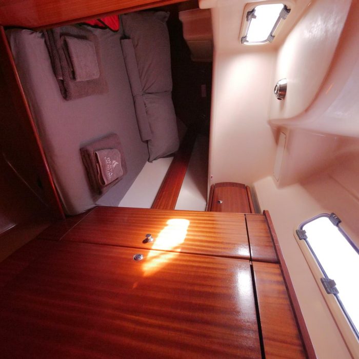 Altair | Bavaria 36 photo 21
