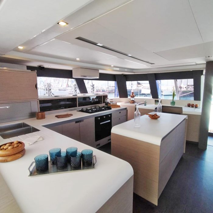 Libertà - Luxury Catamaran, A/C, Generator, Water maker, Solar panel | Samana 59 photo 10