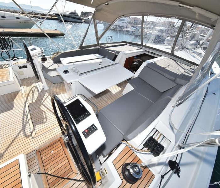 Antonela M | Oceanis 46.1 photo 2