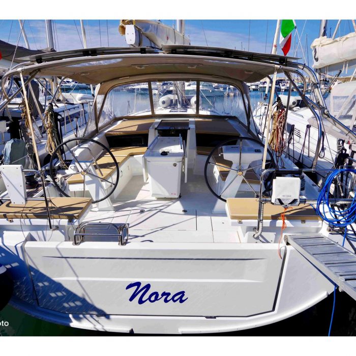 Nora - Water maker, Solar Panel | Oceanis 46.1 photo 9